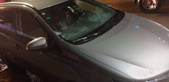 הרכב עם חורי הקליעים // צילום: דוברות בנימין